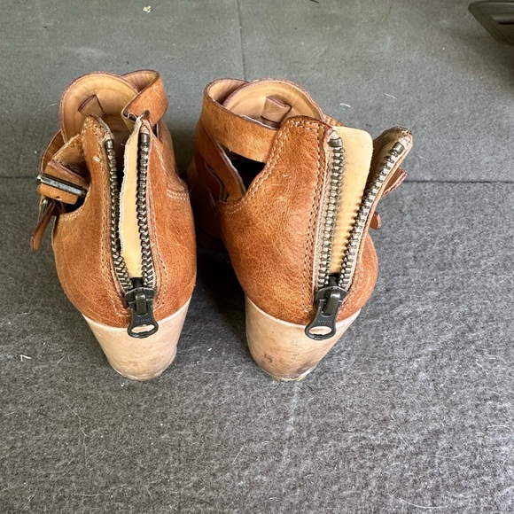 Kork Ease Wedges - Picture 3 of 4